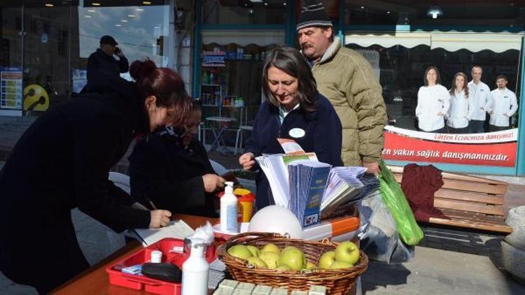 Geliboluda Diyabet hastalığı bilgilendirme standı açıldı