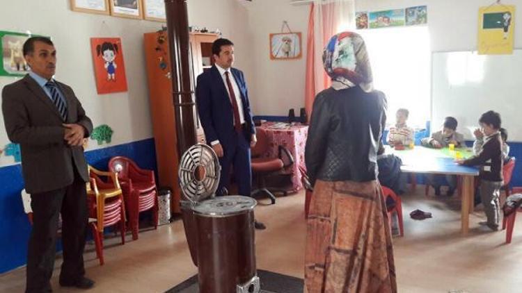 Adilcevaz Kaymakamı Evlice köy okullarını ziyaret etti