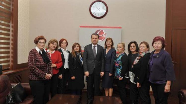 Kadın Platformu üyeleri Vali Çeliki ziyaret etti