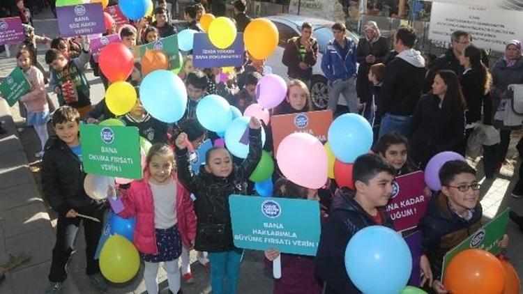 Çocuklar, BM Dünya Çocuk Hakları Günü için Ataköy’de buluşuyor