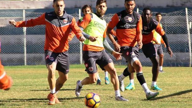 Adanaspor şut çalıştı