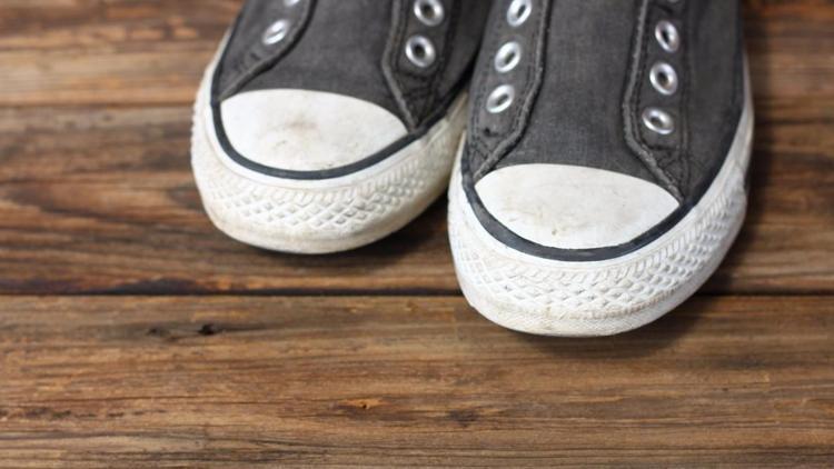 Spor ayakkabılarınızı nasıl temizlemelisiniz