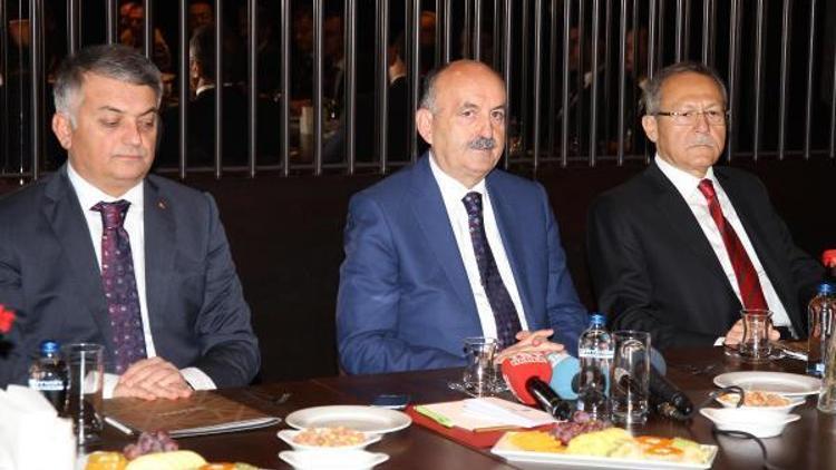 Bakan Müezzinoğlu Şirvandan sevindirici haber bekliyor