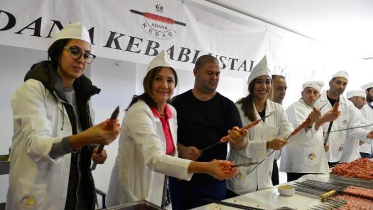 Kebap Akademisi 45 mezun verdi