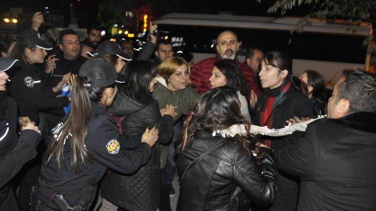 Cinsel istismar düzenlemesini protestoya 14 gözaltı