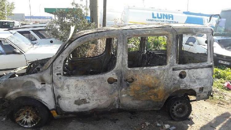 Öldürülen taksicinin aracı yakılmış halde bulundu