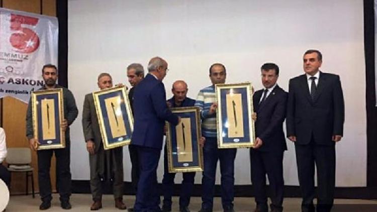 Şanlıurfada şehit yakınlarına plaket