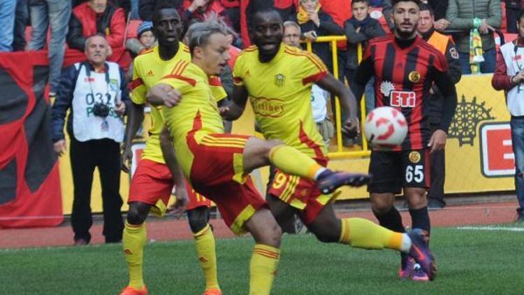 Eskişehirspor-Yeni Malatyaspor Fotoğrafları