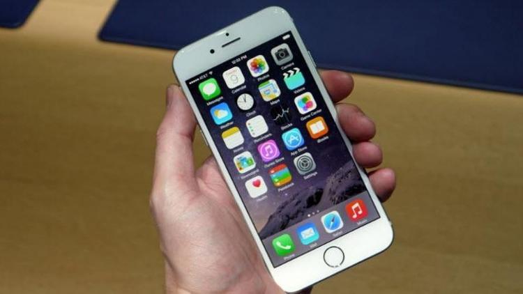 Apple iPhone 6 Plusların ekranlarını onaracak