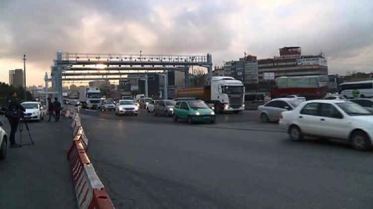 Mahmutbey Gişelerinde serbest geçiş başladı