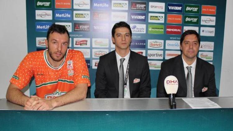 Banvit’te galibiyet sevinci