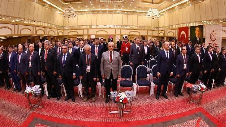 Türkiye Voleybol Federasyonunda başkanlığa Mehmet Akif Üstündağ seçildi