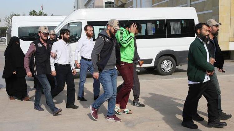 Antalyada 7 kişiye DEAŞ gözaltısı