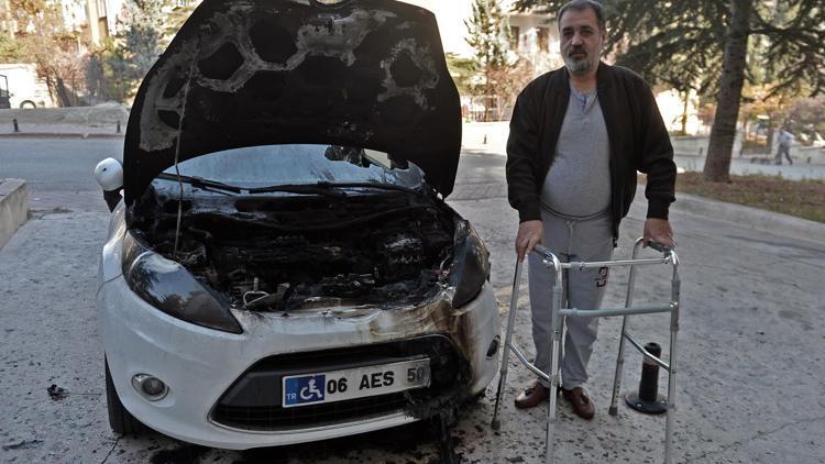 Ankarada Engelli vatandaşın otomobilini benzin döküp yakmışlar