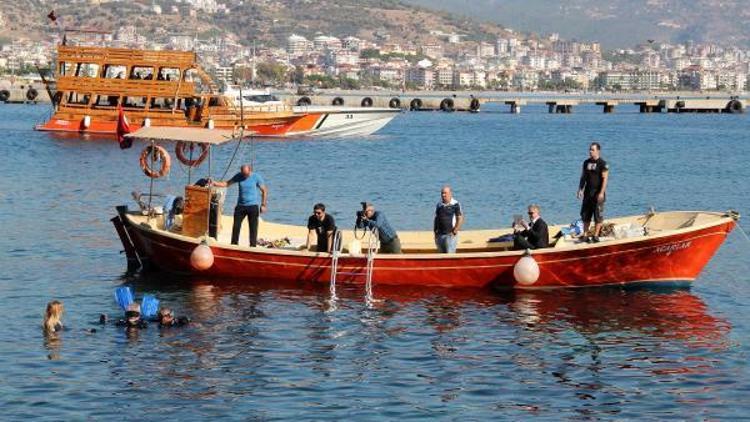 Antalya Valisi dalış turizmi için daldı