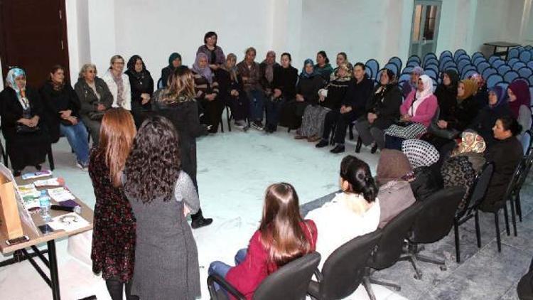 Mahmudiyede kadın sağlığı semineri