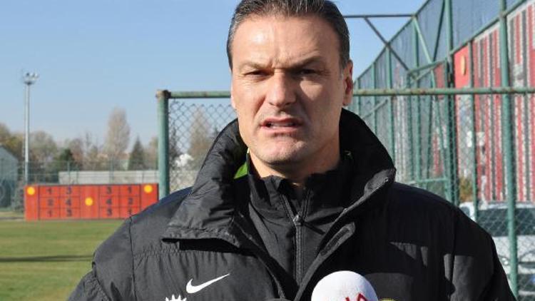 Eskişehirspor teknik direktörü Özalan: Sivasa 3 puan için gideceğiz