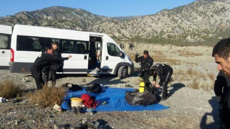 Öldürüldüğü öne sürülen işadamını arayan ekip, gölde ceset parçası buldu - ek fotoğraf