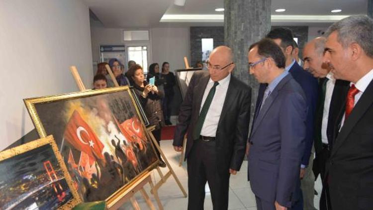 Kadının elinden 15 Temmuz Demokrasi Zaferi sergisi...