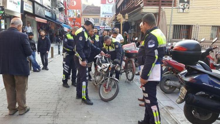 Yayalaştırılan caddelerde motosiklet denetimi