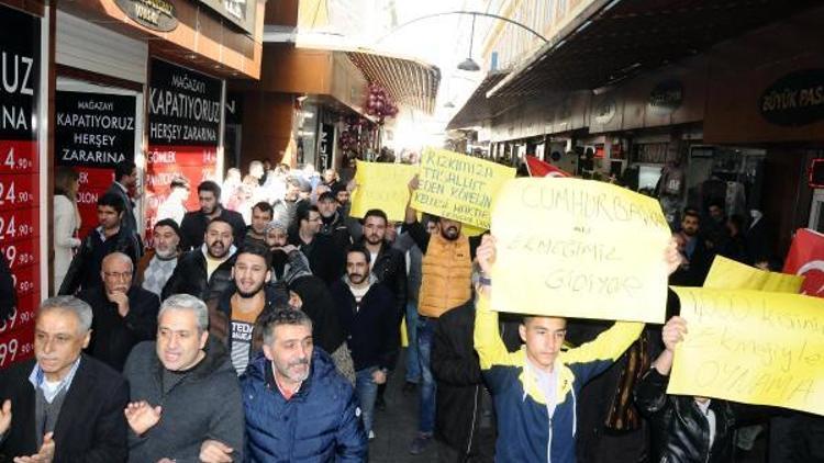 Gaziantepte Halep Çarşısı esnafından yıkım kararına  protesto