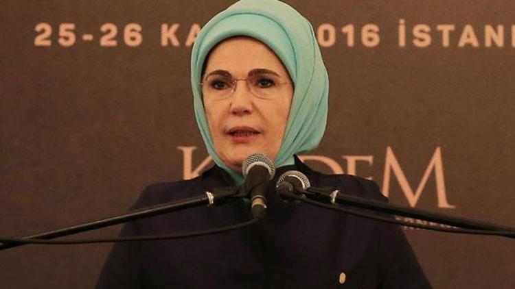 Emine Erdoğan: Kızlarımızın yeri yalnızca ve yalnızca okuldur