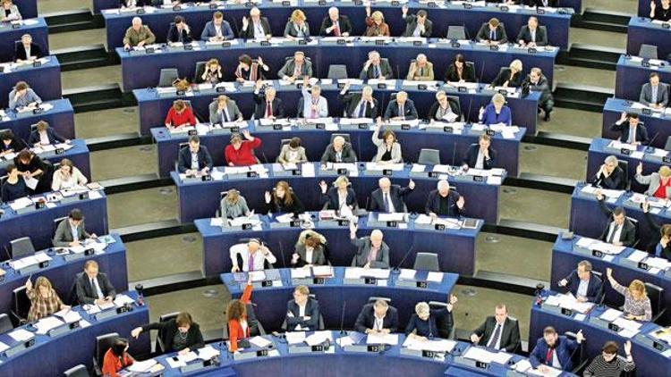 Türkiye’ye rest çekmek, AB’ye de Avrupa Parlamentosu’na da Almanya’ya da yakışmıyor