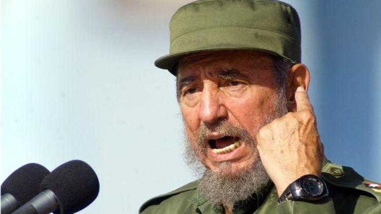 Fidel Castro: Sakalı, purosu ve haki üniformasıyla Batıya kafa tutan devrimci