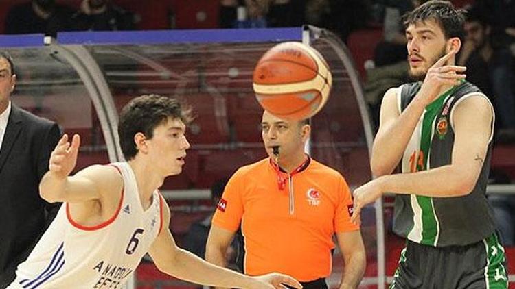 Anadolu Efes: 82 - Yeşilgiresun Belediyespor: 75