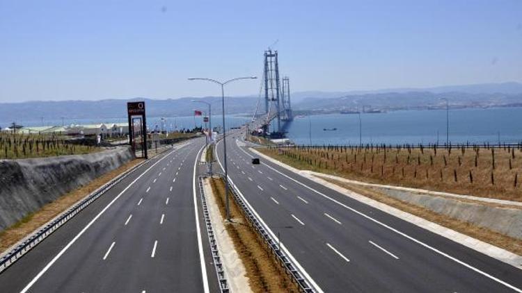CHPli Akar: Osmangazi Köprüsü kara deliğe dönüşüyor