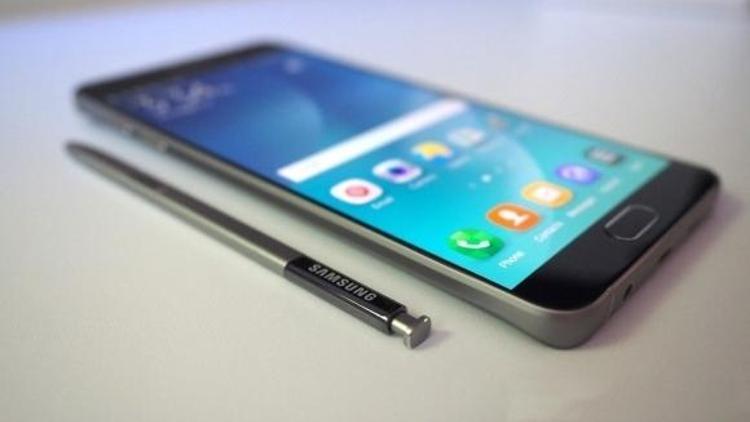 Galaxy Note 7nin özelliği Galaxy Note 5e geldi