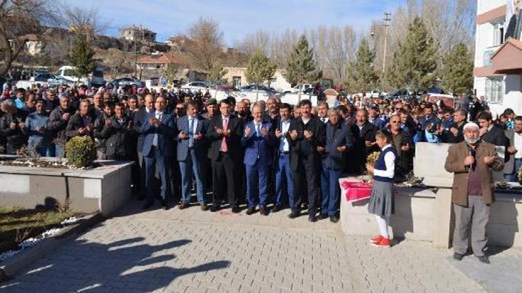 Bünyanda oyun parkı düzenlenen törenle açıldı