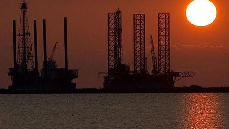 Petrolde arz-talep dengesi için OPECe üretim kısma önerisi