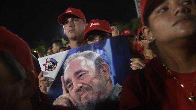 Castronun külleri devrim yolunu takip edecek