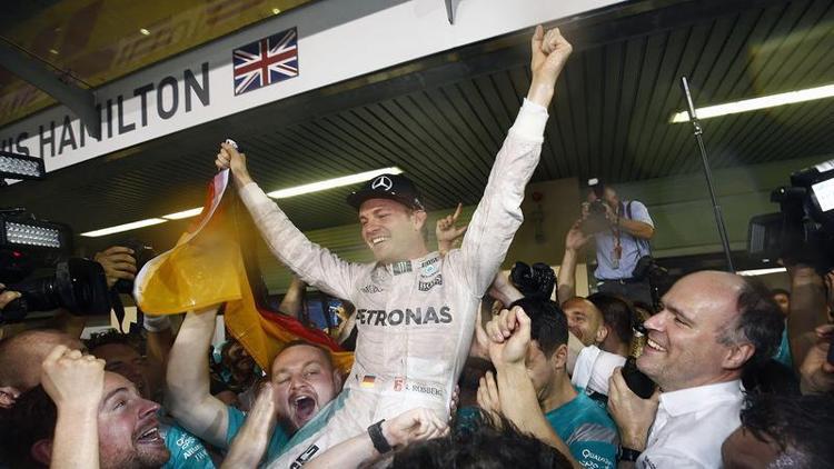 Rosberg, baskı nedeniyle yavaşlamış