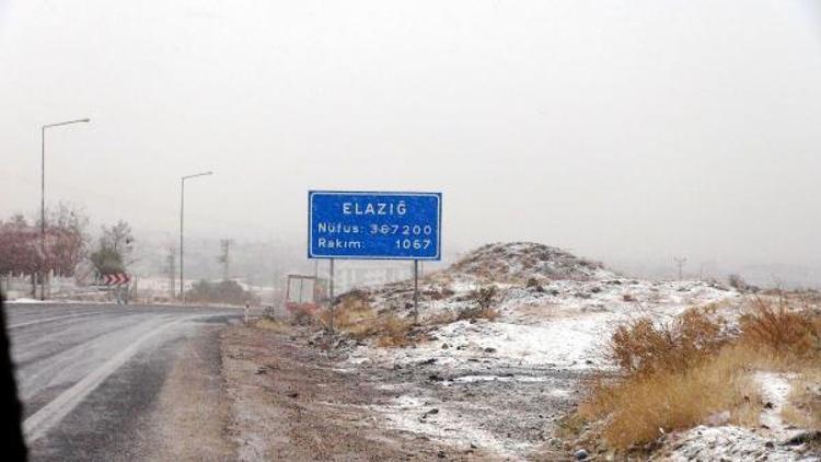 Tunceli, Elazığ ve Bingöle kar yağmaya başladı