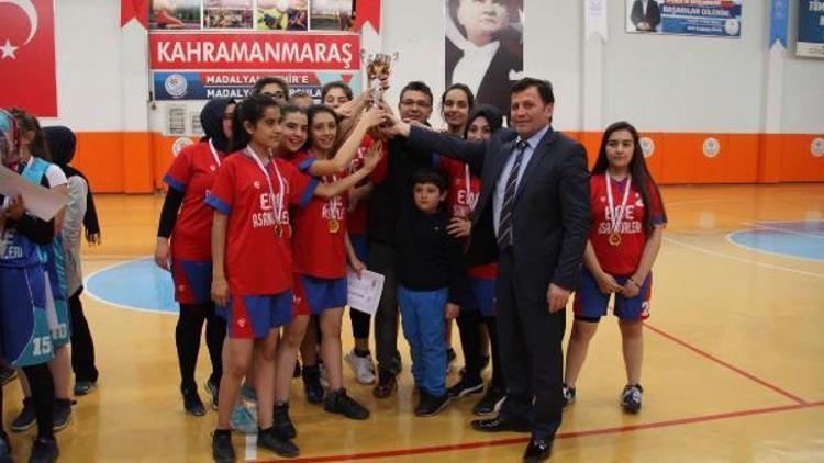 Basketbolun en iyi liseleri belli oldu