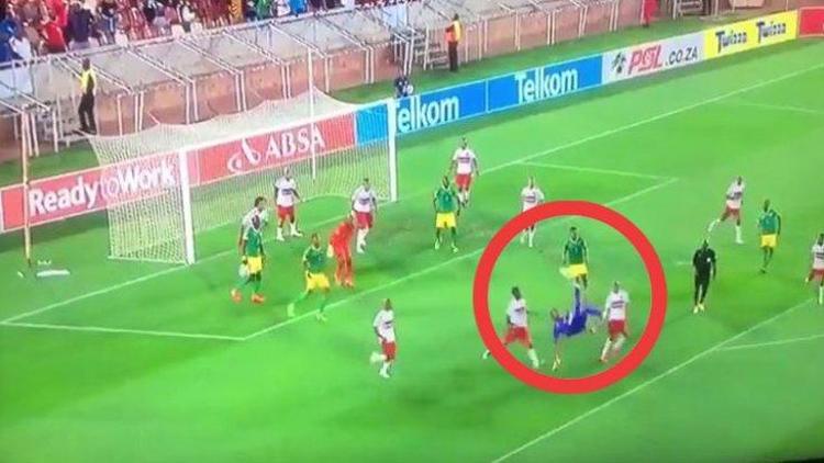 Kaleciden akıllara zarar gol