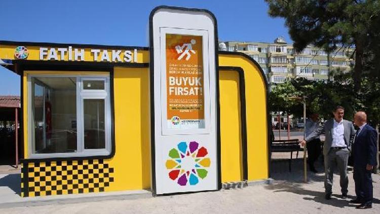 Kocasinanda taksi durakları yenilendi