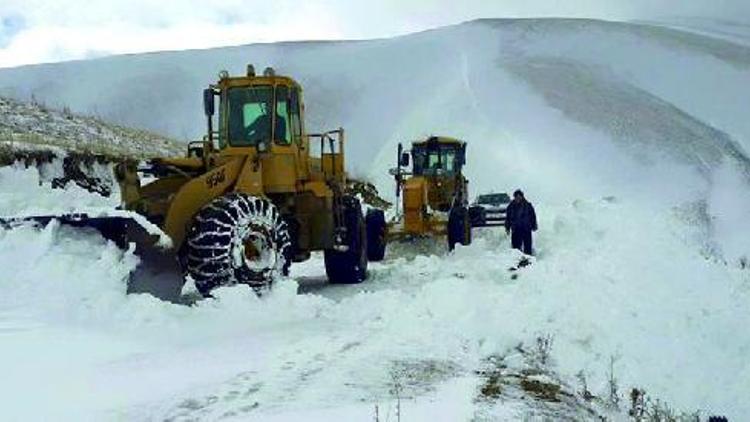 Büyükşehir’in kar mesaisi