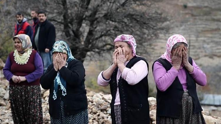 Okumak için ayrıldıkları köylerine cenaze aracıyla getirildiler