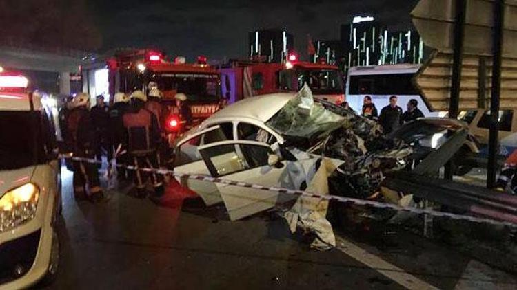 İstanbulda korkunç kaza: 2 ölü