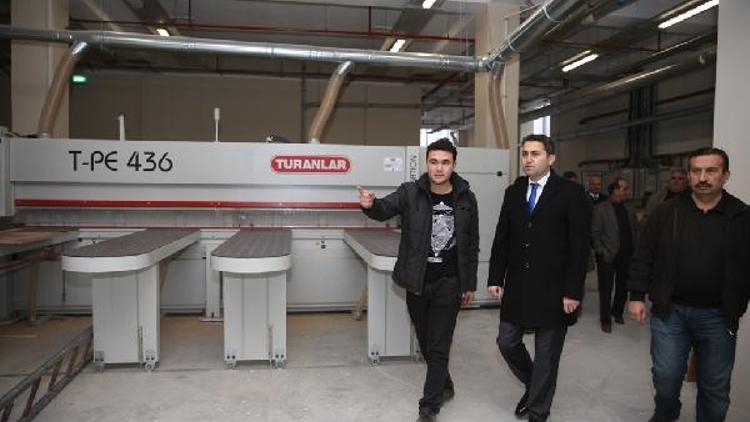 Başkan Eroğlu, işletmeleri ziyaret etti