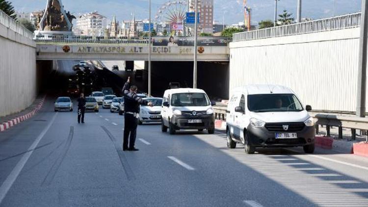 Üç takla attı, burnu kanamadı