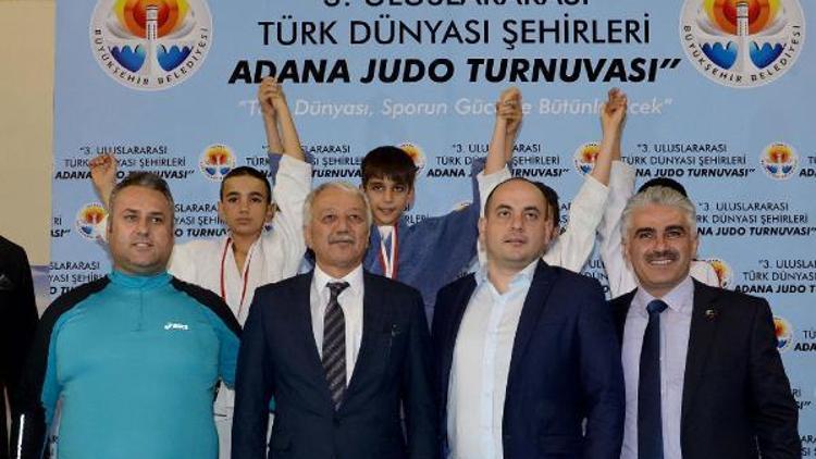 Adanada Türk dünyasının judo kardeşliği