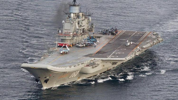Son dakika... Rus uçağı, Amiral Kuznetsova inerken Akdenize çakıldı