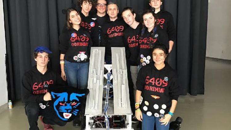 Edirnede liseli gençler ABDdeki robotik yarışmalara hazırlanıyor