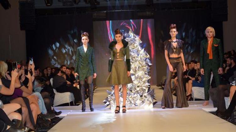 İzmir Fashion Weekte ikinci gün