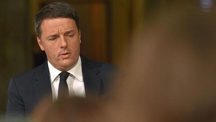 İtalya Başbakanı istifasını sundu, yeni hükümet arayışına girildi