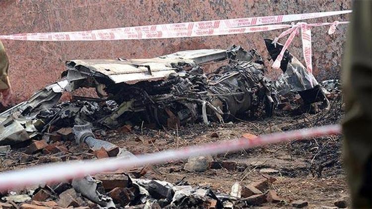 Fransa’da uçak kazasında 2 kişi hayatını kaybetti